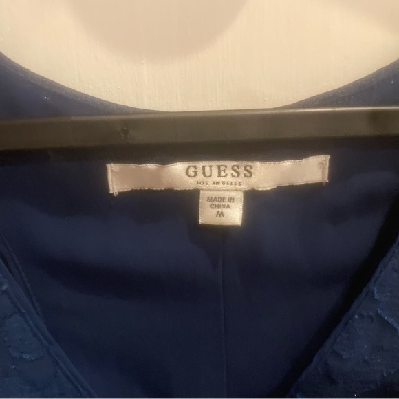 Blue Guess camisole with textured pattern - Picture 2 of 3